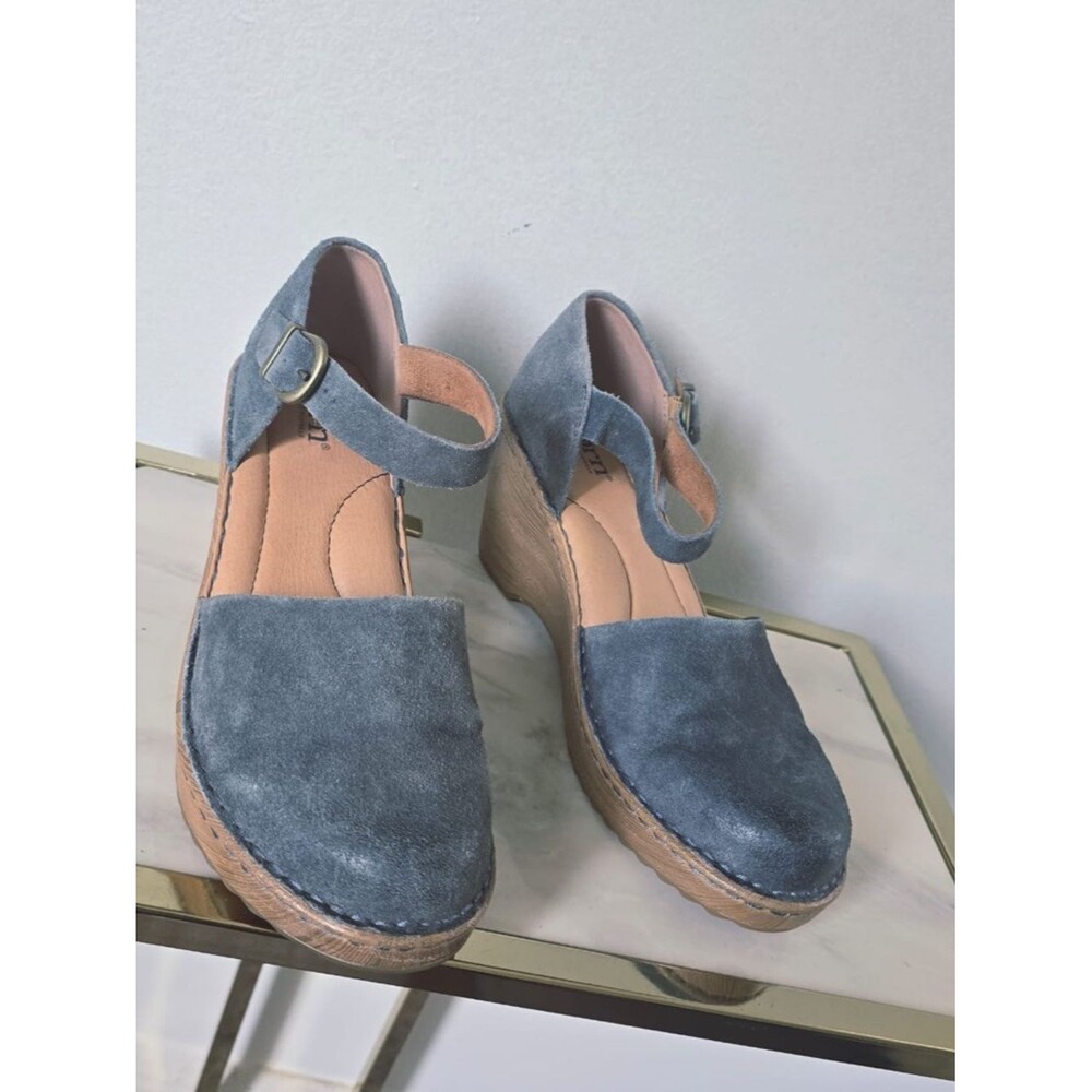 BORN Nellie Buckle Strap Distressed Suede Platform Wedge Clog Size 9M Dark Blue